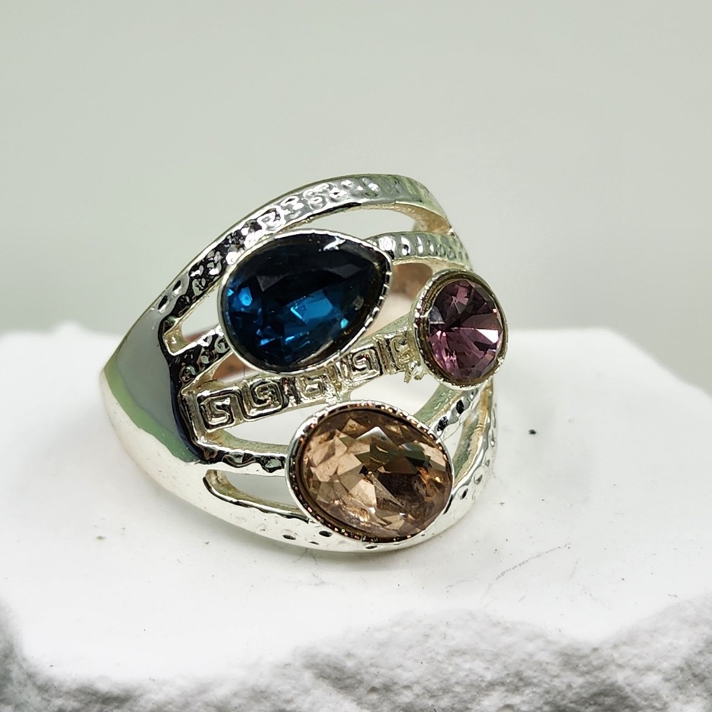 Blue Purple Champagne Crystal Openwork Silver Tone Bold Statement Ring Size 7.75